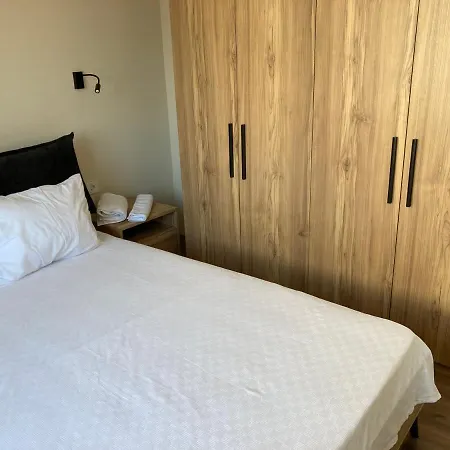 Pinna Apartmán *